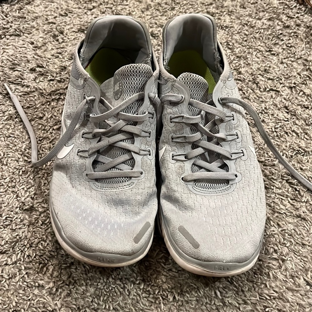 Light grey Nike sneakers